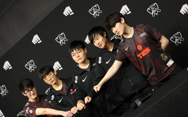 育竞技的盛 育竞技的盛