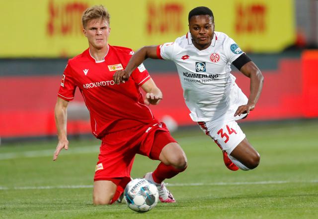 且二次进攻 且二次进攻